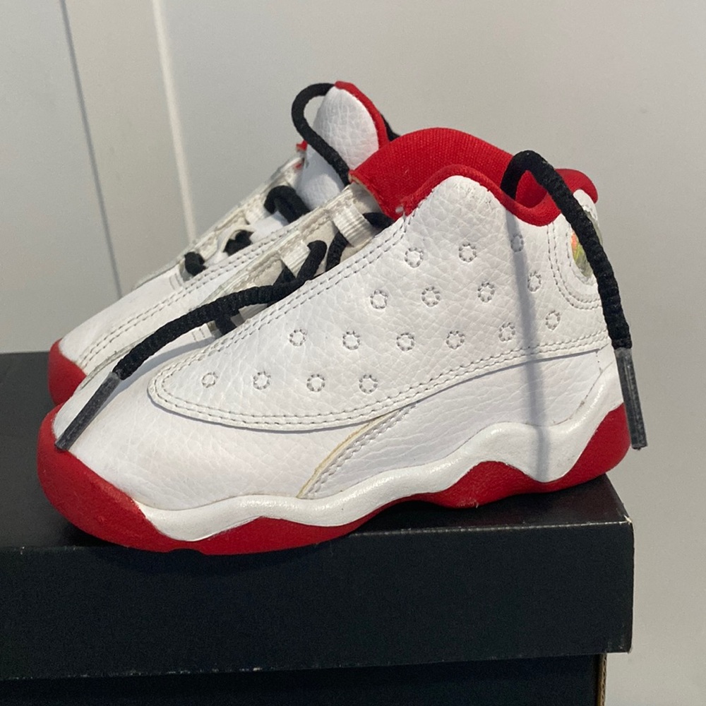 Jordan 13 Retro “History of Flight”